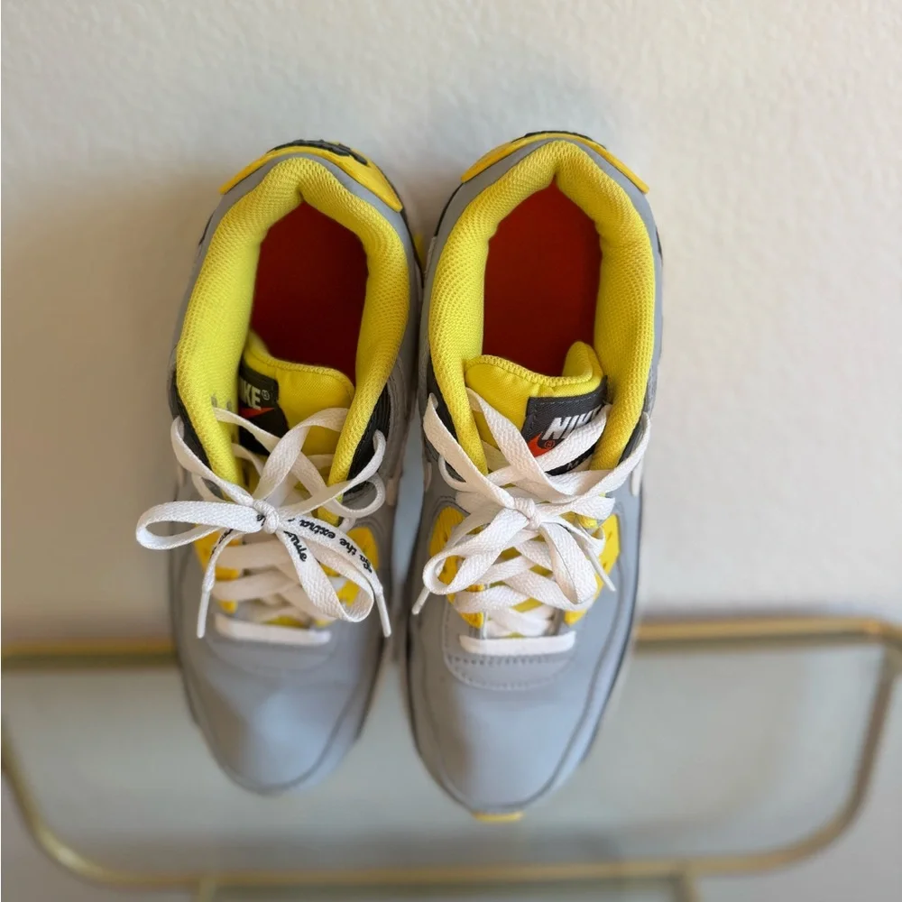 Nike Air Max 90 Leather Go The Extra Smile - Picture 5 of 7